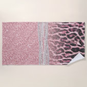 シックガーリーピンクヒョウアニマルプリントグリッター画像 ビーチタオル (正面)