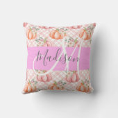 シックガーリーフローラピンクピーチパンプキンモノグラム名 クッション (裏面)