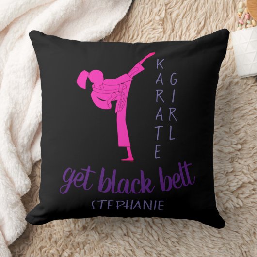シックガーリーブラックモダンピンク武術アーツアーツ空手 クッション (ブランケット)