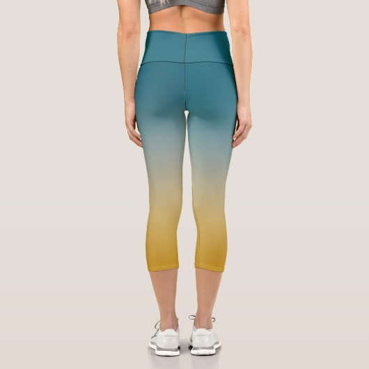 シックグラデーションでティール（緑がかった色）グレーとマスタード カプリレギンス (裏面)