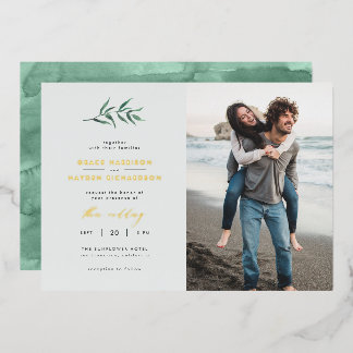 シックシンプルなブルー&グリーンブランチ結婚の写真 箔招待状