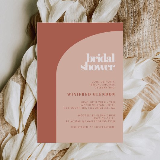 シックシンプルピーチテラコッタアーチブライダルシャワー 招待状