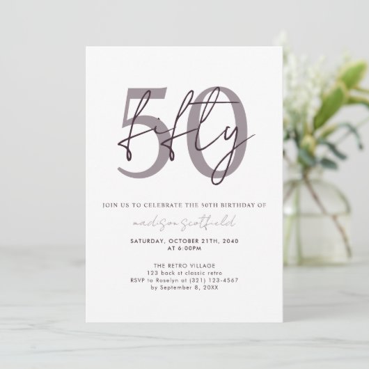 シックシンプルミニマリストパープルプラム50誕生日 招待状 (スタンド正面)