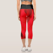 シックスタイリッシュレッドブラックアールデコヨガエクササイズ カプリレギンス (裏面)