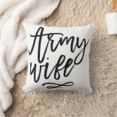 シックタイポグラフィ – 陸軍妻 クッション (ブランケット)