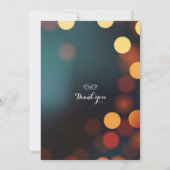 シックティール(緑がかった色)金ゴールド《写真》ぼけ味グリッターストリングライツ結婚ズ 招待状 (裏面)