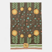 シックハートフローラルパターンブラウンモノグラムイニシャル キッチンタオル (縦)