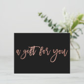 シックバラ金ゴールドブラックスクリプトスプレーギフト証明書 (スタンド正面)