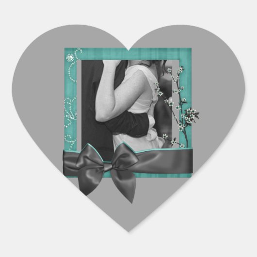 シックパリティール（緑がかった色）ブラックオールド結婚ハリウッド ハートシール (正面)