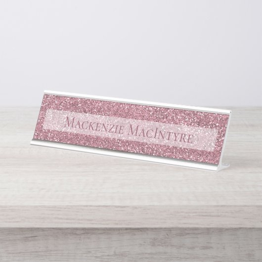 シックパーソナライズされたピンクグリッター | ローズゴールド デスクネームプレート (正面)