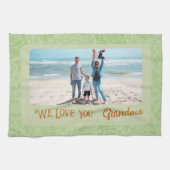 シックパーソナライズされたフォト文字おばあちゃんギフトグリーン キッチンタオル (横)