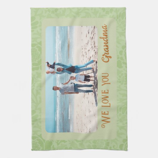 シックパーソナライズされたフォト文字おばあちゃんギフトグリーン キッチンタオル (縦)