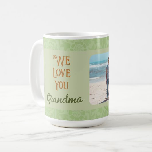 シックパーソナライズされたフォト文字おばあちゃんギフトグリーン コーヒーマグカップ (正面左)