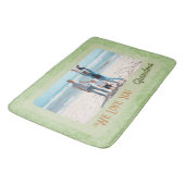 シックパーソナライズされたフォト文字おばあちゃんギフトグリーン バスマット (アングル)