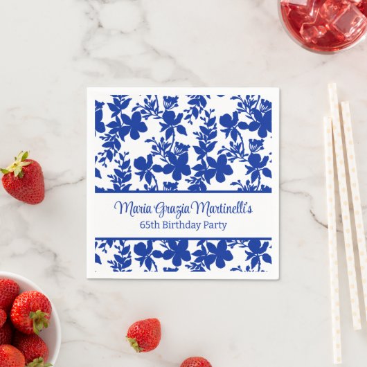 シックパーソナライズされたブルーアズールフローラルパターン スタンダードカクテルナプキン (インサイチュ)