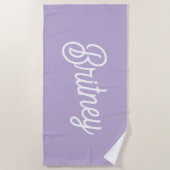 シックパーソナライズされたラベンダーパープルモノグラム名 ビーチタオル (正面)