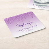 シックパープルグリッタードリップ21st誕生日パーティー スクエアペーパーコースター (アングル)