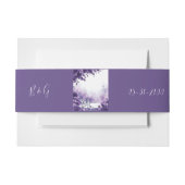 シックパープルフローラ結婚ズウィズエッフェルタワーチャーム 招待状ベリーバンド (正面例)