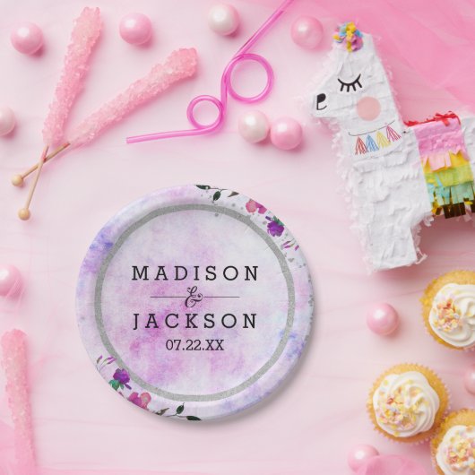 シックパープルフローラ&シルバーフレーム結婚ズモノグラム ペーパープレート (パーティー)