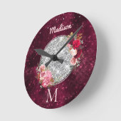 シックフェイクシルバーグリッターブルゴーニュフローラモノグラム ラウンド壁時計 (傾斜)