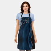 シックブルーバラ金ゴールドグリッターアゲートカスタムモノグラム エプロン (着用した状態)