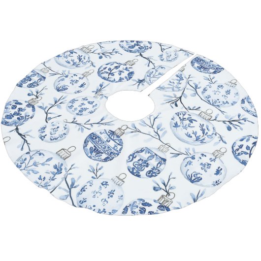 シックブルーホワイトクリスマスオーナメント ブラッシュドポリエステルツリースカート (アングル)