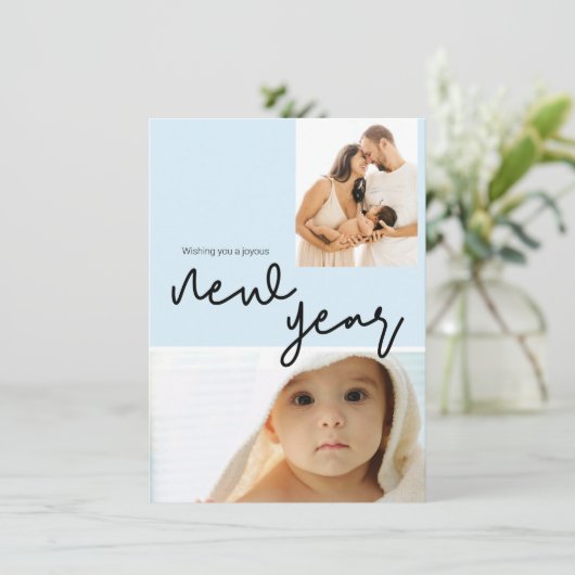 シックブルー男の赤ちゃん誕生フォトハッピー新年 シーズンカード (スタンド正面)