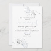 シックミニマルな埃っぽい青と木炭の花 招待状 (正面)