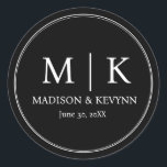 シックミニマルな |ブラック結婚ズのモノグラクラシックム ラウンドシール<br><div class="desc">シックミニマルな |ブラック結婚ズクラシックモノグラムクラシック文字ラウンドのステッカーは、簡単にあなたのパーソナライズされたラウンドのステックラシックカーを作成する。EDITクリックを使用して、背景色または文字色を変更する。他のZazzle製品でこのデザインを転送し、Zazzle項目の大部分に適合するように調整することができる。標準のStudioデザインは、プロフェッショナルプリント用の高解像度グラフィックスで作成される。スタンダードでデザインを選ストップ択していただき、ありがとうございます</div>