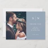 シックミニマルな |埃っぽい青い2枚結婚の写真 サンキューカード (正面)