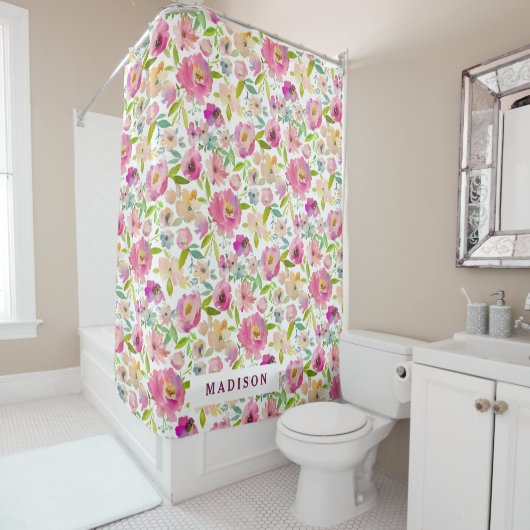 シックミント&赤面ピンクウォーターカラーフローラモノグラム シャワーカーテン (インサイチュ)