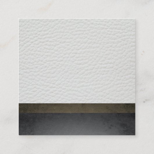 シックモダンなテクスチャーを備えたホワイトレザー スクエア名刺 (裏面)
