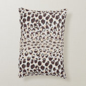 シックモダンなニュートラルブラウンのチーテプリントパターン アクセントクッション (裏面(縦))