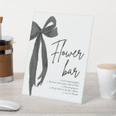 シックモダンクエレガントブラックボウフラワーバーサイン 台座サイン (インサイチュ)