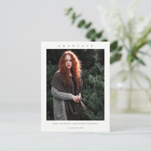 シックモダンクミニマル・クカスタムリーン写真卒業 案内ポストカード (スタンド正面)