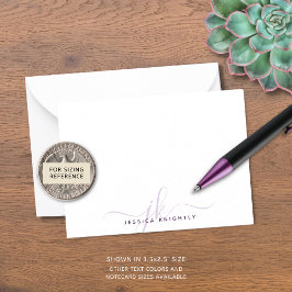 シックモダンスクリプトパープルモノグラムイニシャル ノートカード