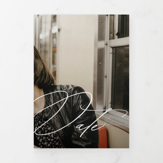 シックモダンステートメント2枚の写真デイトカードを保存 三つ折り招待状 (カバー)