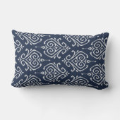 シックモダンダマスクブルーとホワイトイカット枕 ランバークッション (裏面)