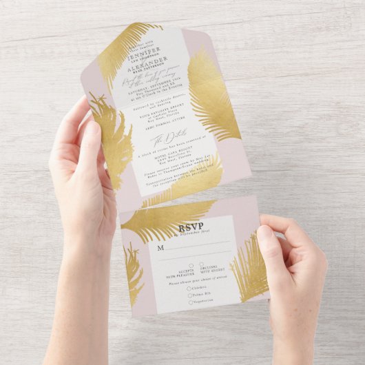 シックモダントロピカル金ゴールドパームソフトピンク結婚ズ オールインワン招待状 (貼ってはがせる)