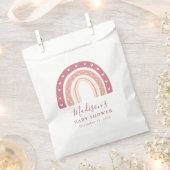 シックモダンパステルピンクレインボーベビーシャワー フェイバーバッグ (クリップ留めされた状態)