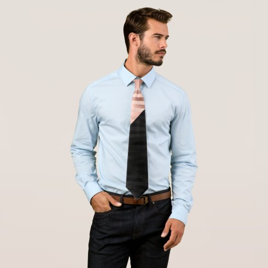 シックモダンピンクローズ金ゴールドブラックトライアングルカット ネクタイ (インサイチュ)