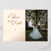 シックモダンフォトコラージュ結婚式の日付を保存 箔招待状 (正面)