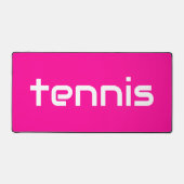 シックモダンブライトピンクお洒落ホワイトテニス文字 デスクマット (正面)