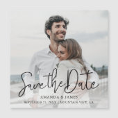 シックモダンブラックタイポグラフィ結婚式の日付を保存 マグネット招待状 (正面)