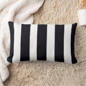 シックモダンブラック&ホワイトストライプのトレンディーエレガント ランバークッション (ブランケット)