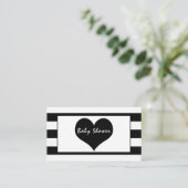 シックモダンブラック&ホワイトベビーシャワーチケット エンクロージャーカード (スタンド正面)