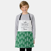 シックモダンミニマルな素朴なクリスマスの家族ベーキング エプロン (着用した状態)
