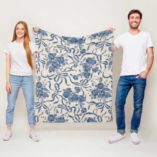 シックモダンヴィンテージアイボリーネービーブルーフローラルパターン フリースブランケット (インサイチュ)
