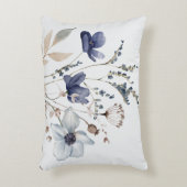 シックモノグラムのエレガントウォーターカラーブルーフラワー アクセントクッション (正面(垂直))