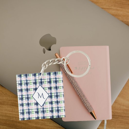 シックモノグラムのネイビーブルーピンクプ名門私立校風のライド キーホルダー